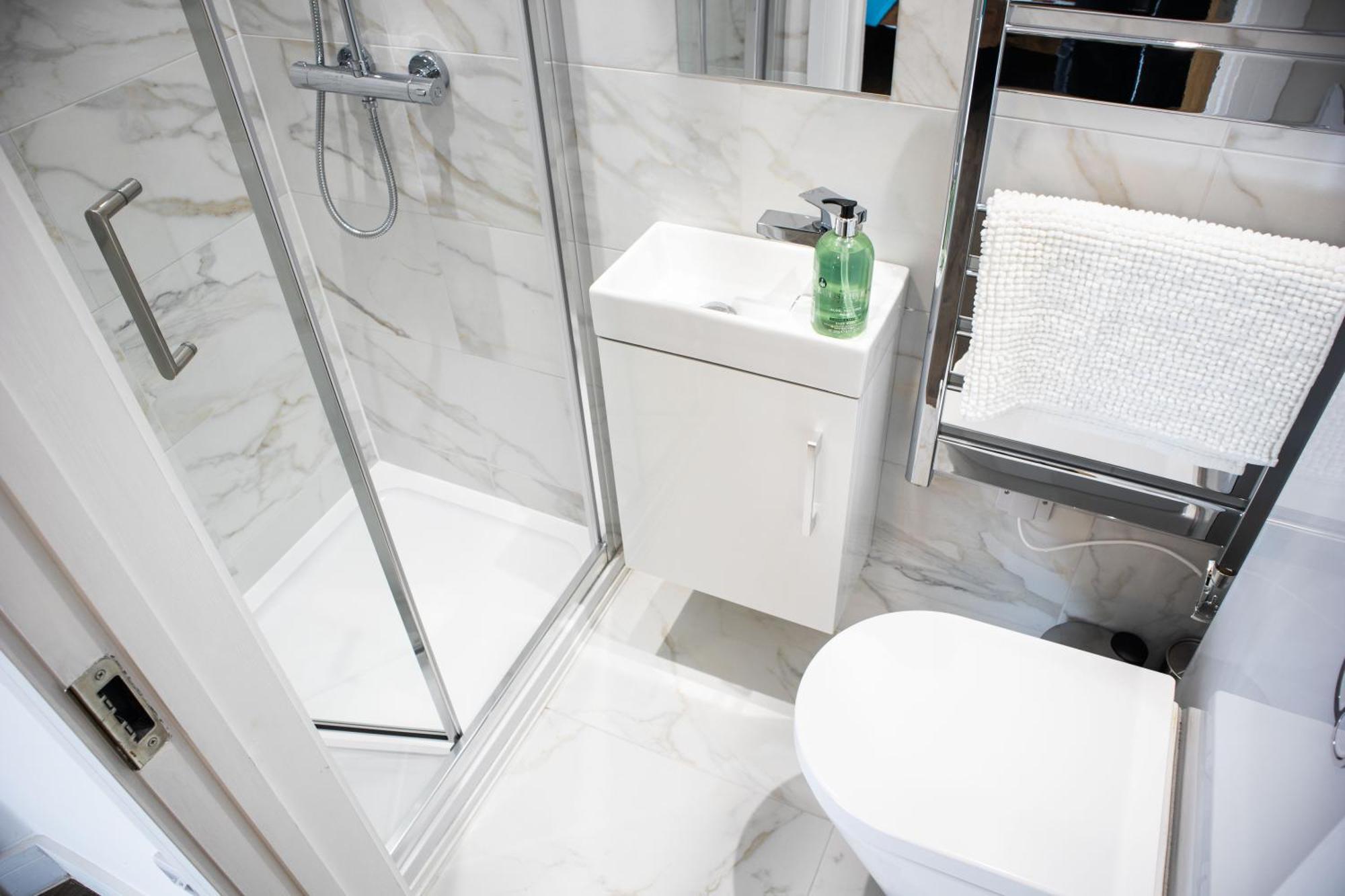 Appartamento 2 Bed 2 Bath Near College, Beach, Hospital - Long Offers