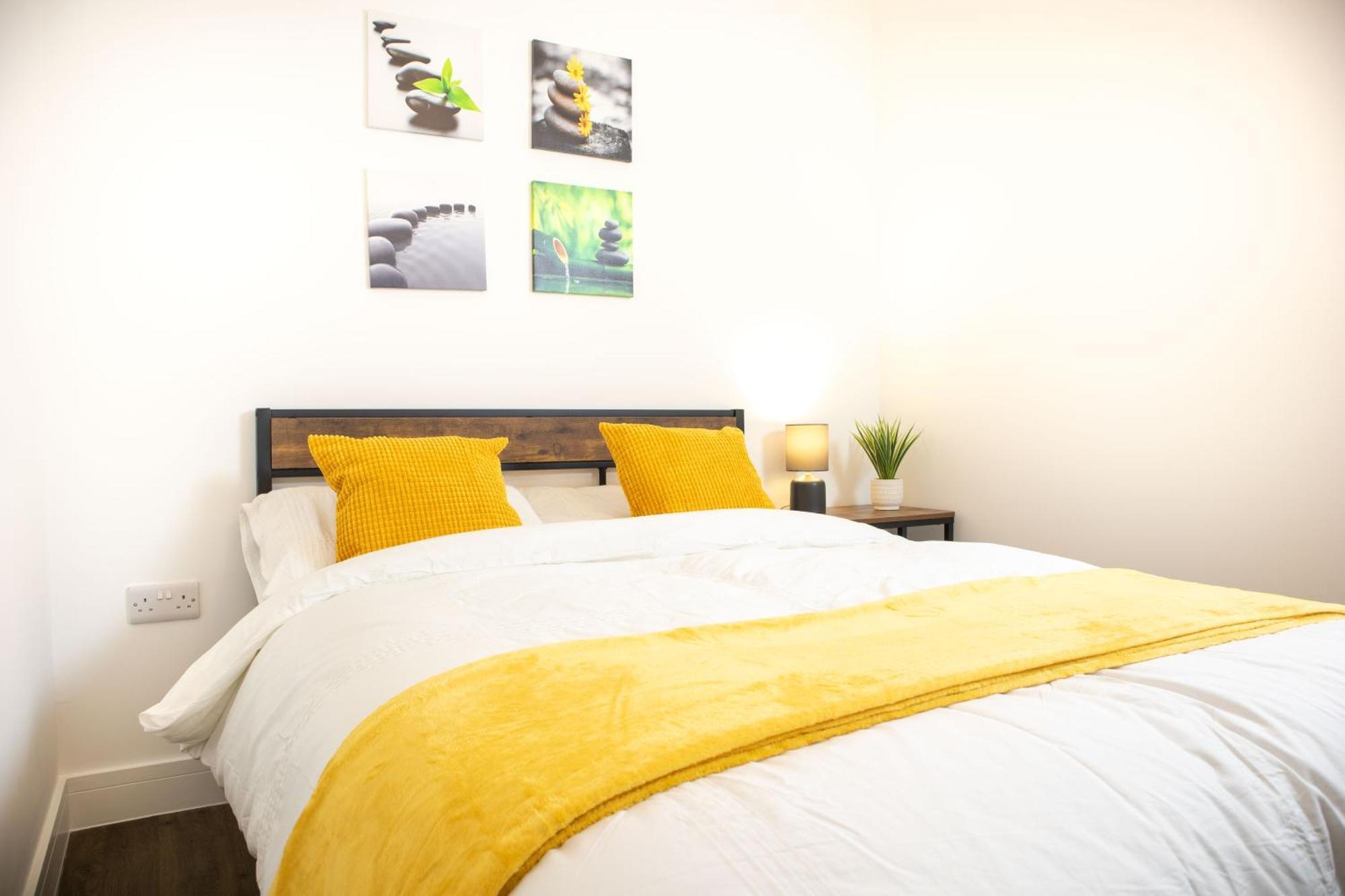 2 Bed 2 Bath Near College, Beach, Hospital - Long Offers Appartamento Hove