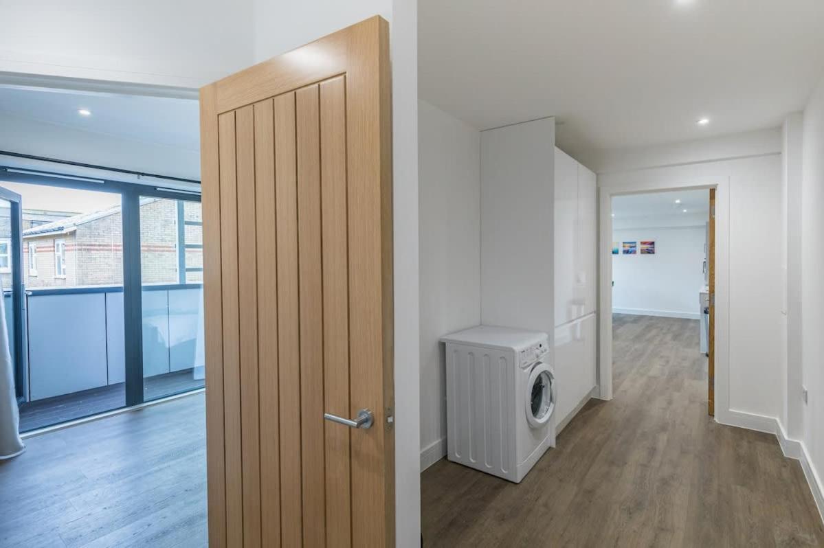 2 Bed 2 Bath Near College, Beach, Hospital - Long Offers Appartamento Hove